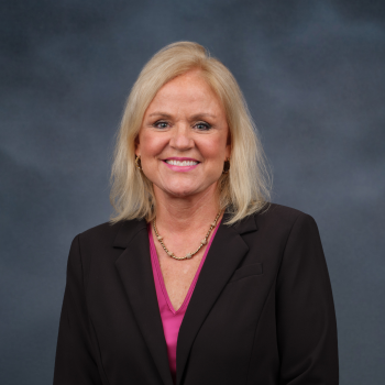 Image of Wendy Stenberg Wealth Advisor in Ankeny, Iowa