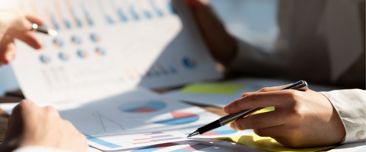 Image Of Financial Planners Working Together To Work On Estate Planning