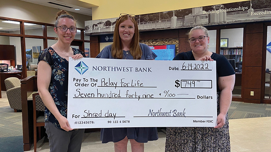 Northwest Bank Donates to Clay County Relay For Life